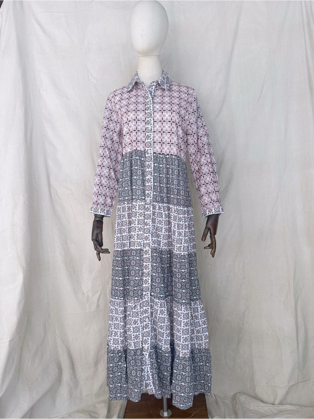 Ro’s Garden tiered maxi shirt dress in pink and gray block print